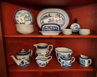 Mottahedeh Vista Alegra "Blue Canton" teapots, pitcher, creamer, sugar, gravy, 8.25" tureen, soup bowls, butter pats, 13" oval, 7.5 ovals