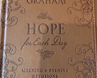 Billy Graham “Hope for Each Day”