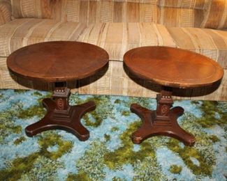 2 ACCENT TABLES