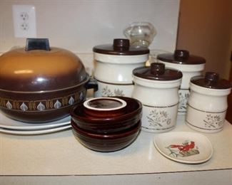 PLASTIC CANISTER SET