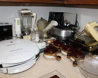 SMALL APPLIANCES