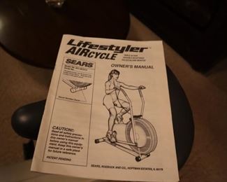 Includes original instruction booklet. 