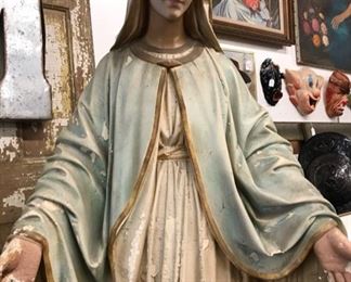 Beautiful Mary statue