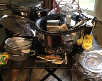 Kitchenware, Pots