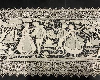 Vintage Lace Table Runner
