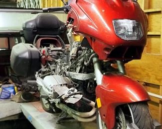 996 BMW R1100RT Motorcycle, VIN # WB1041809T0441710, Project Bike In Parts, Mileage Showing 24172