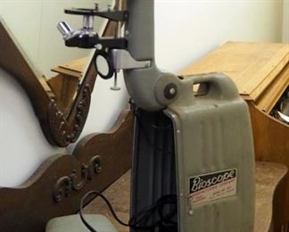 Vintage Bioscope Mfg Co Model 60 Projecting Microscope With Case