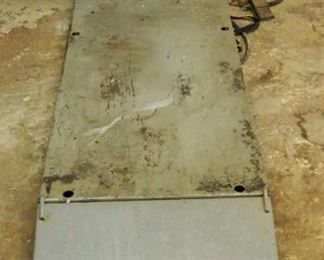 Western Mfg. Corporation, Handy Motorcycle Air Lift, 80" x 24", Including Air Hose