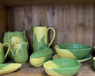 Shawnee Pottery Yellow Corn King
