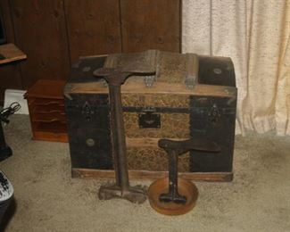 TRUNK NOT FOR SALE ~ CAST IRON SHOE REPAIR
