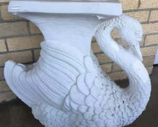 44 Ceramic Swan Tablemin
