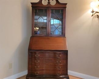 $175. 85 x 36 x 21
