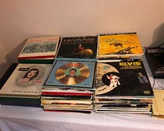 Many 33 rpm albums in very good condition 