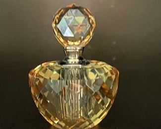 Perfume bottle - Crystal, signed Oleg Cassini 
