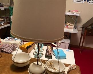 Scales lamp