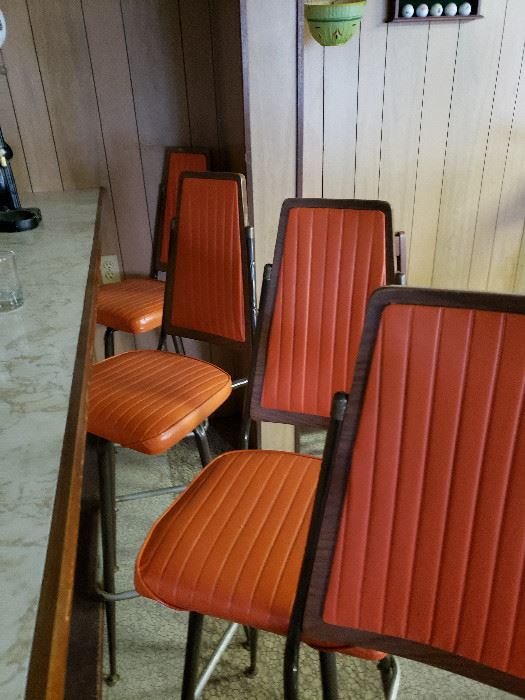 Set of 6 MCM bar stools.  Color is off in picture There is no fading all in excellent condition