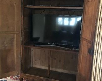 TV not for sale ... showing size of tv that can fit in this beautiful antique! 