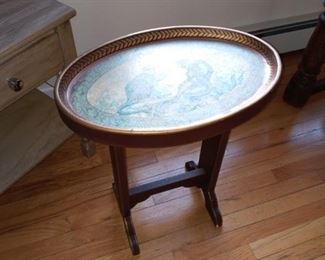 Exquisite accent table with monkey design