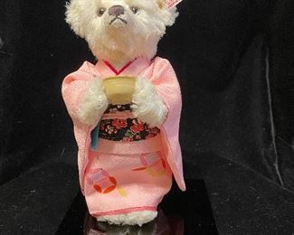 $300.00
Sadoh Tea ceremony teddy bear 
EAN 677830 
9” Silk with platform stand
LE 161/1500
With box and COA