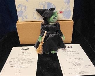 $175. 00
Mini Wicked Witch EAN 661860
5.5” Mohair 
LE 74/1939
With box and COA 