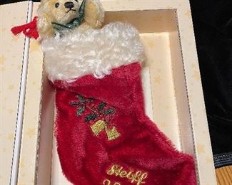 $25.00
Teddy bear with Christmas stocking
EAN 037740 Mohair 
LE 1504/5000
With box and COA 