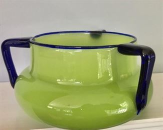 $40 - Studio glass bowl. 3.5" H, 6.5" diam. 