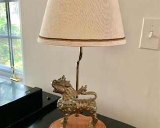 $160 - Vintage lamp with brass foo dog - 19" H, base 7.75" W x 7" D. 