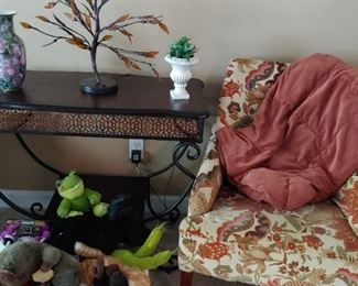 Chair, side table, stuffed animals