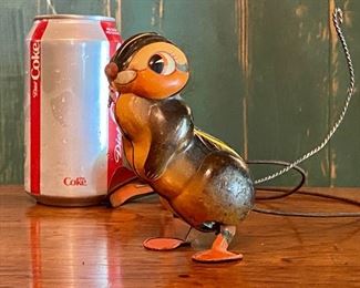 Vintage Line Mar Jumping Squirrel