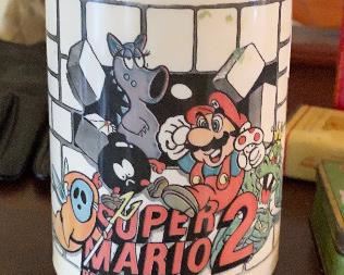 https://www.ebay.com/itm/11479350582	TM9372 Aladdin Nintendo Super Mario Bros 2 / Zelda Link II Thermos
