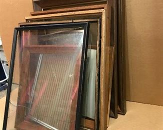 https://www.ebay.com/itm/114794726428	CC7002 Lot of 10 Assorted Picture Frames USHIP Or local Pickup
