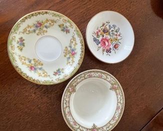 Various pieces of porcelain, bone China.