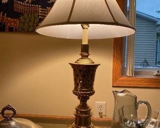 Table lamp, serving ware