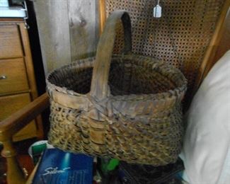 Split Oak Buttocks Basket