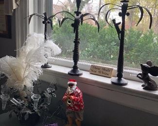 Metal candle holders, brass and glass floral vase, architectural pieces - copper and gilded pieces