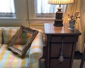 Art Deco 3-drawer side table with MacKenzie child tassel, metal lamp and ceramic floral decor