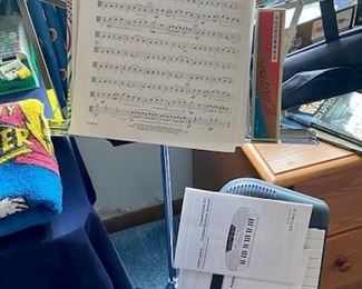 Music Stand and Concertmate 410 - Portable Electronic Keyboard