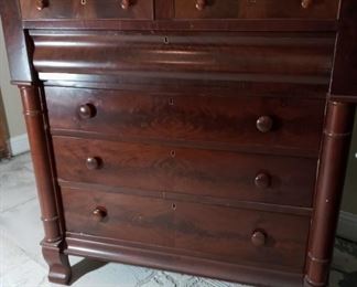 Key Hole Vintage Dresser