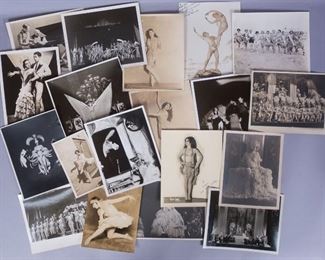 1920s Photo Ziegfeld Follies Archive Showgirls Dancers