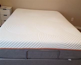 Clean Queen Bed