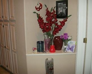 faux floral, vases
