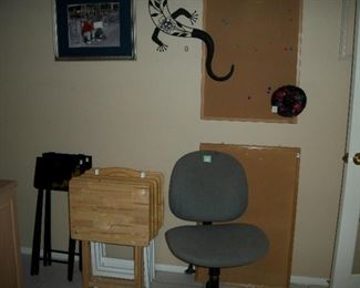 office chair, tv trays, bulletin board, wall decor