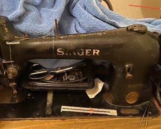 Industrial Singer Sewing Machine, Sewing Supplies