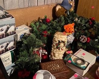 Assorted Christmas Items