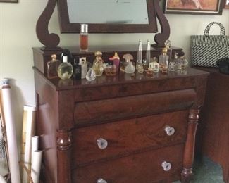 Empire chest of drawers 