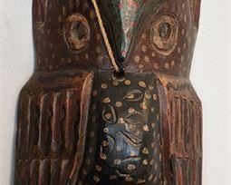 Lot 011-1
Vintage Guatemala Wood Owl Mask 11.25" x 7.5"