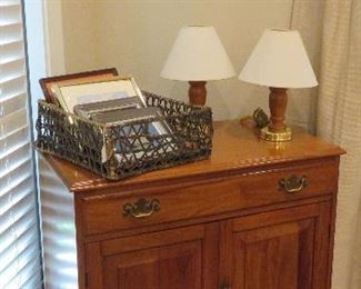 Henkel-Harris cabinet