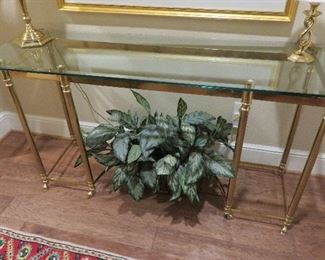 La Barge mid century table with hoof feet