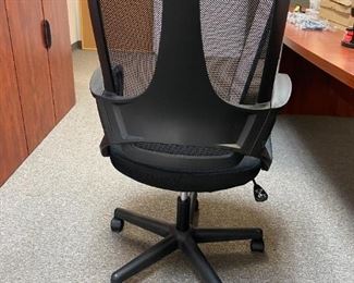 OFM Essentials fabric task chair-armrest-ring shaped-tilt-swivel-fabric-mesh 
$35 per chair - 10 chairs available 
W-24
H-42
D-21