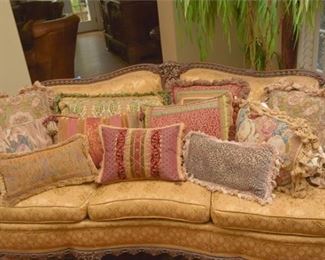 18. Group Decorative Throw Pillows